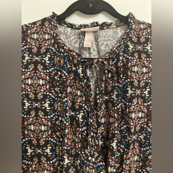 Knox Rose blouse. Pit to pit= 19.5” - Picture 2 of 6